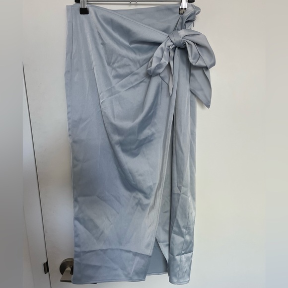 Na•kd silk like skirt - Picture 4 of 4